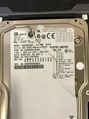 FUJITSU MAX3036NP