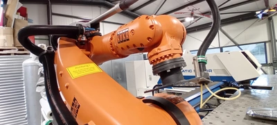 KUKA SAFE ROBOT Robotic Arm, in working order, condition of a new, 7800 hours, video, POA