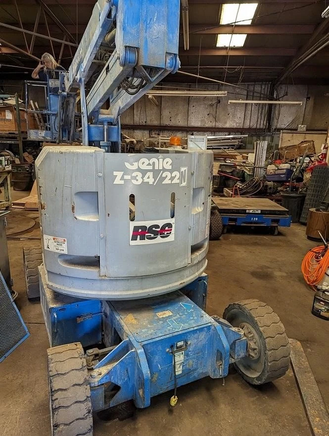 USED GENIE BOOM LIFT Z-34/22N