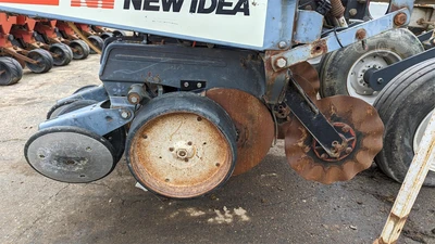 USED NEW IDEA 9300