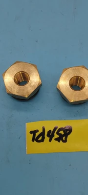 1 LOT OF 2 SAE O-Ring BRASS  male to female pipe thread adapters