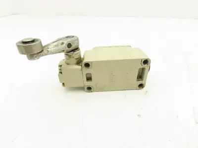 Yamatake Honeywell 1LS-J500 General Purpose Compact Limit Switch 10A Lot of 5