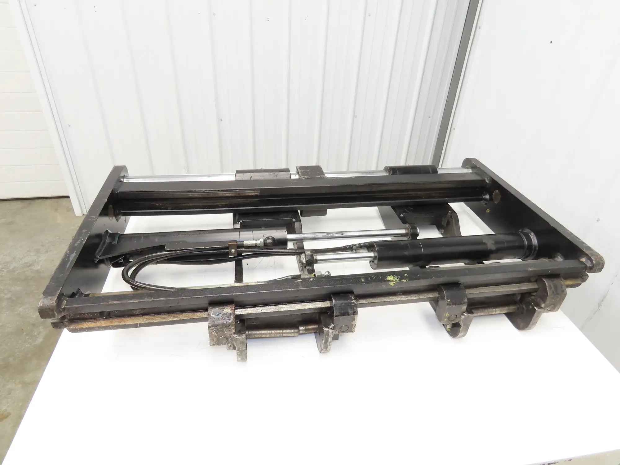 Hyster E80XN Forklift Carriage Fork Positioner 47" Width 7000lbs Class 4 READ
