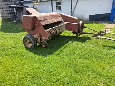 Used NEW HOLLAND 67 Square Balers Nebraska US | Trustworthy Equipment #1403341