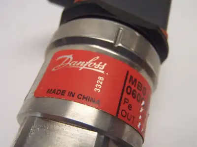 USED DANFOSS DANFOSS PRESSURE TRANSMITTER
