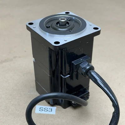 USED Yaskawa SGMPH-01A2A-YR12