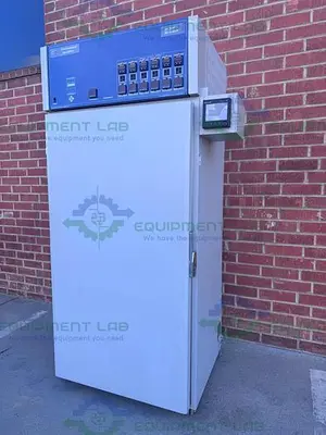 USED ENVIRONMENTAL SPECIALTIES ES2000 CL-S PHOTOSTABILITY CHAMBER/UV 0-40˚C, 40 CU FT