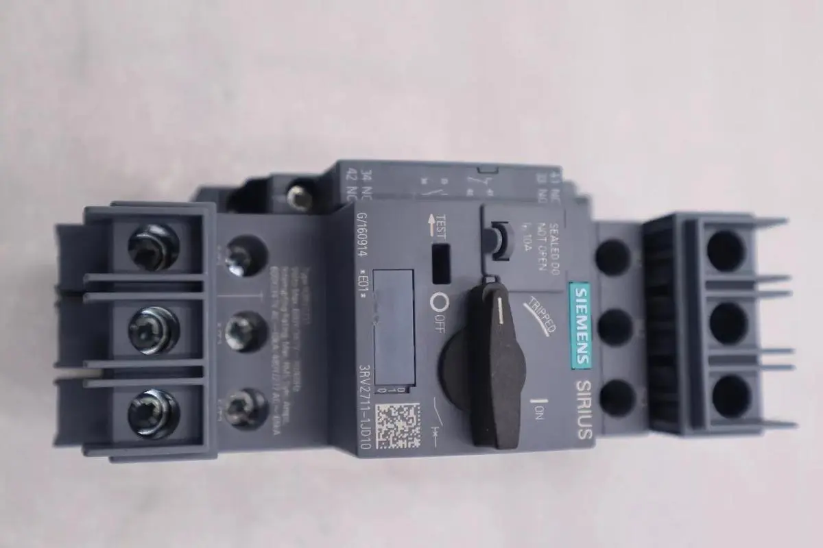 NEW SIEMENS 3RV2901-1A LATERAL AUXILIARY SWITCH 2 POLE 1NO/1NC STOCK B-1697