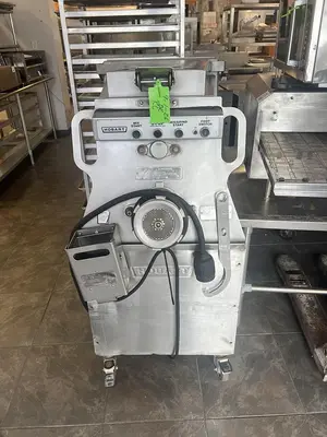 Used HOBART MG1532 Grinder Mixer Florida US | BAM Discount Restaurant Equipment #1419757