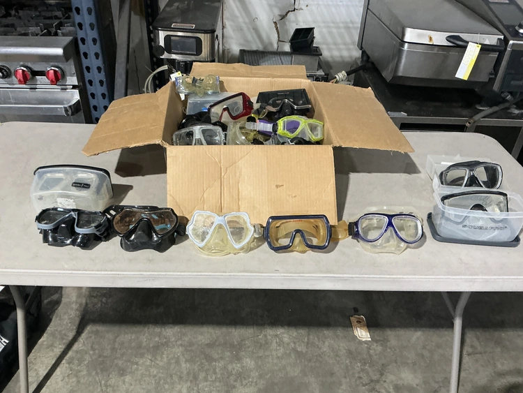 Used _UNKNOWN_ _UNKNOWN_ Masks Michigan US | Miedema Asset Management Group #1133142