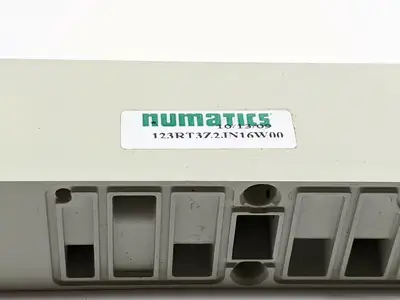 123RT3Z2JN16W00 | Numatics  Pressure Selector Regulator 3-30 PSI - New