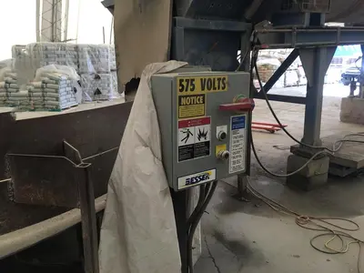 Used 2000 BESSER _UNKNOWN_ Concrete Equipment (Miscellaneous) Quebec CA | DIT Equip #1412388