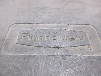 RUBBERMAID FLAT BED CART