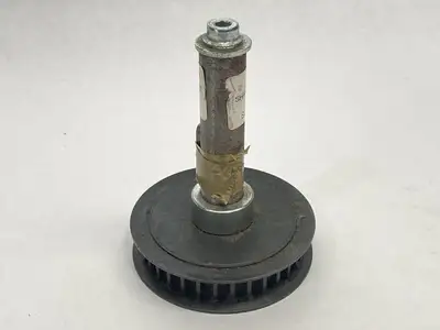 New | in-Stock Knapp Shaft With Belt Sprocket Conveyor Parts Michigan US | Maverick Industrial Sales #1395225