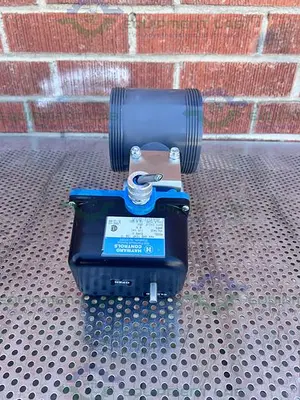 USED HAYWARD CONTROLS EVR6 D SOLENOID VALVE 115 V W/ HAYWARD 3" TRUE UNION BALL VALVE