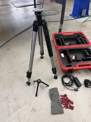 2023 LEICA 3D Disto 2D Vision Measuring Systems | Midstate Machinery (4)