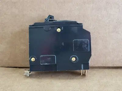 USED SQUARE D QOB150