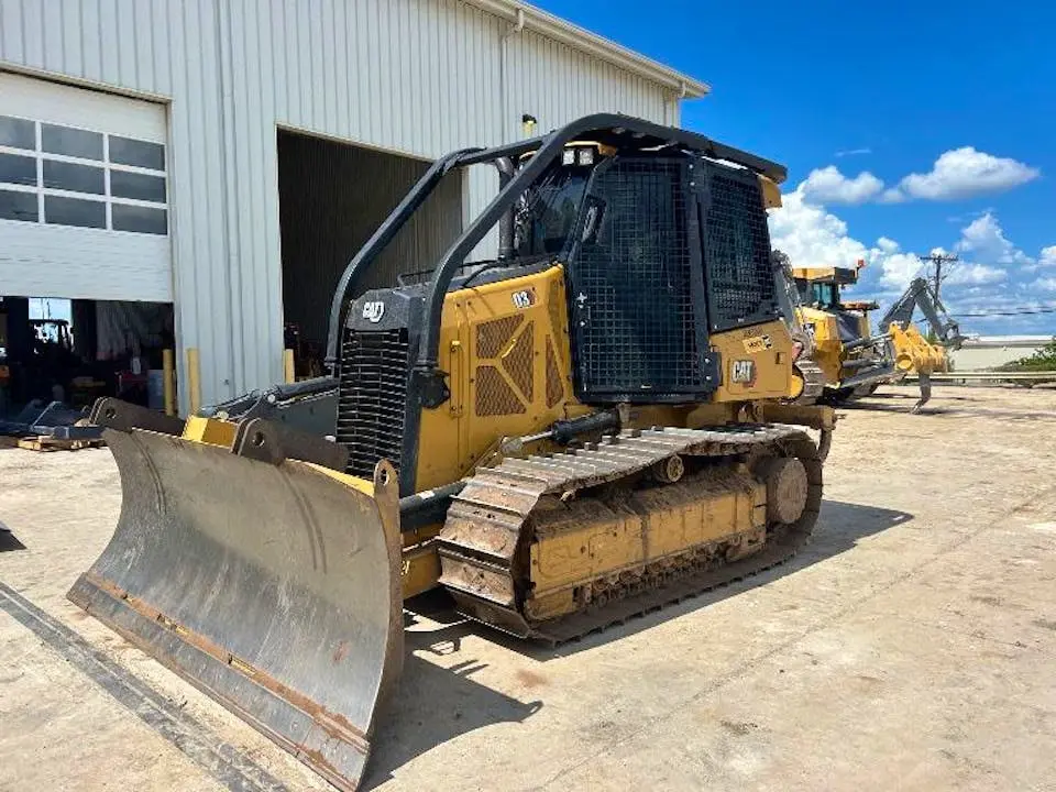 USED 2023 Caterpillar D3