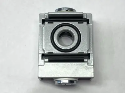 Used Festo Pneumatic Distributor Block G 1/2 Connection 549337 Parts (Hydraulics and Pneumatics) Michigan US | Maverick Industrial Sales #1390790