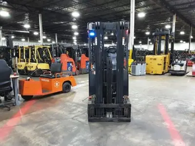 USED 2019 DOOSAN BC15S-5