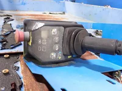 USED 2000 GENIE GS2646