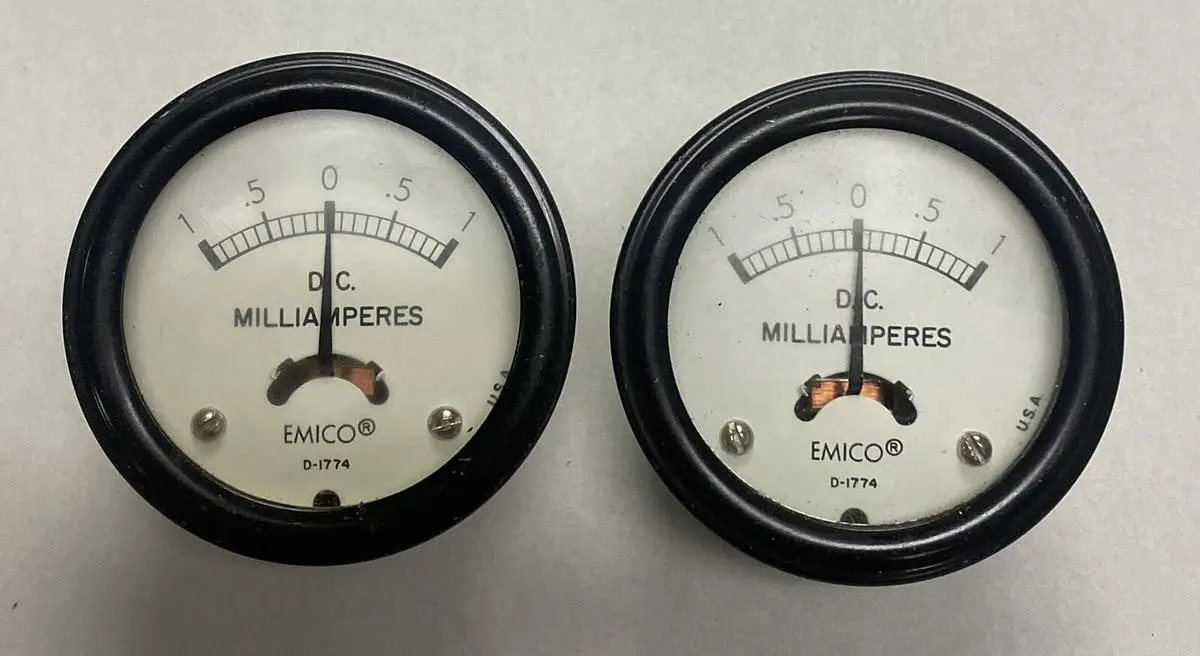 New | in-Stock EMICO D-1774 Universal Pressure Meters Ohio US | Surplus Asset Holdings #1245602