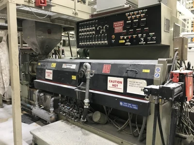 40" Brown model B4042 thermoforming line with , B4042 former and T340 trim press. New 1996