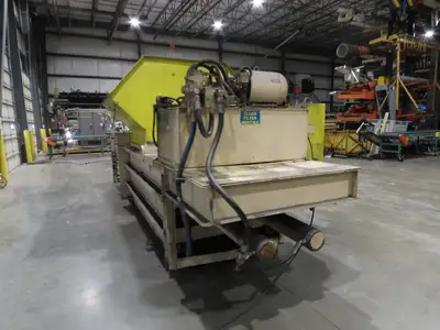 Balemaster 772 Horizontal Cardboard Baler 48x32x72" Bale Manual Tie 25Hp 480V