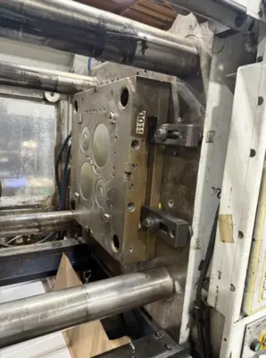 2001 VAN DORN 230HT Injection Molding Horizontal/Vertical | Machinery Network (4)