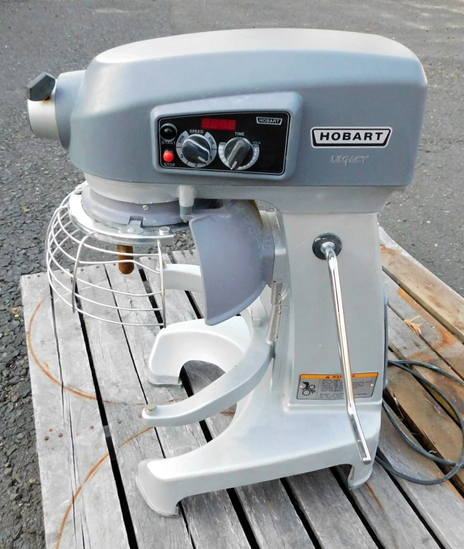 USED HOBART 20 QUART MIXER HL 200