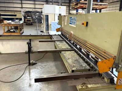 Used 2013 US INDUSTRIAL US1025PMS 1/4 X 10 SHEAR Power Squaring Shears (Inch) Illinois US | Asset Exchange Corporation #878723