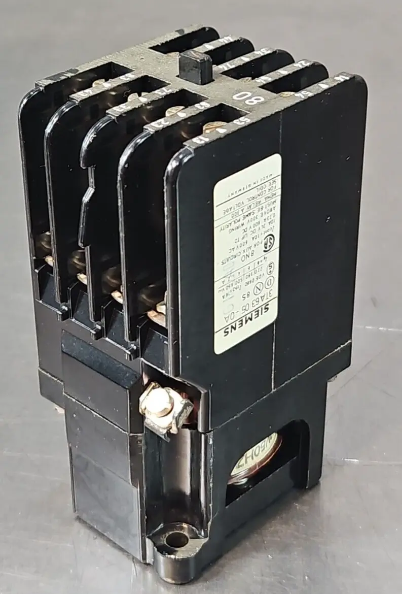 Siemens 3TA6305-0A Auxiliary Contactor . (BIN334)