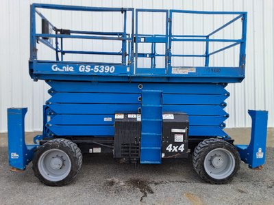 USED 2016 Genie GS-5390 RT