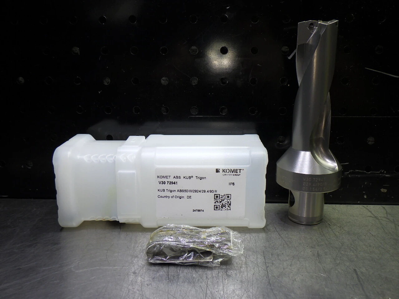 Komet ABS50 29.4mm Coolant Thru Indexable Drill V30 72941 (LOC2364)