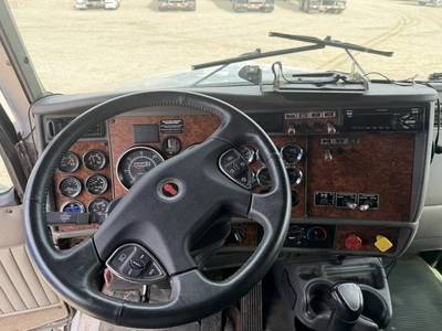 Used 2003 KENWORTH T800 TRUCK TRACTOR Conventional trucks Michigan US | Miedema Asset Management Group #1709461