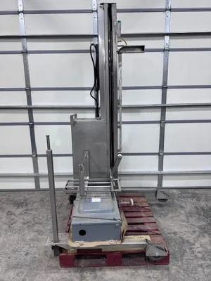 USED STAINLESS STEEL Lug Lift Tote Dumper