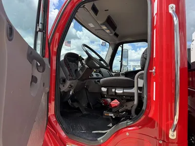 Used 2024 FREIGHTLINER MM106 SERVICE BODY Service & Utility Trucks Minnesota US | Carco Truck & Equipment #1513980