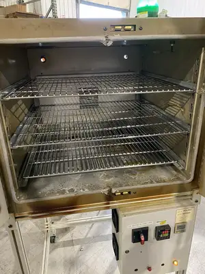 Used Quincy Quincy Lab Inc 21-350 2110 Watt 115V 1Ph Lab Ovens Michigan US | Maverick Industrial Sales #1391659