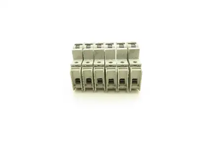 Cutler Hammer WMTC1006 1-Pole 6A Circuit Breaker Lot of 6