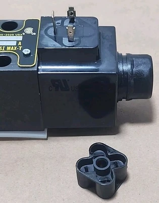 NEW Parker D1VW004CNYWF4