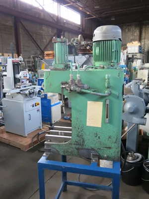 Industrial Air & Hydraulics 5 Ton C-Frame Hydraulic Press