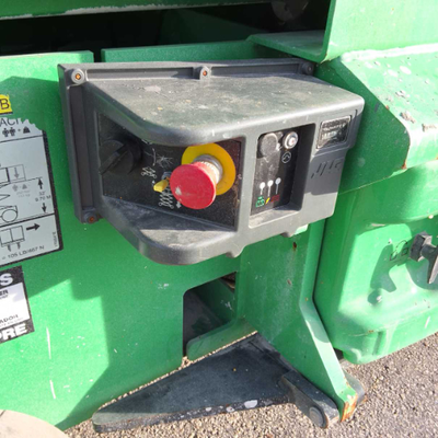 USED 2017 JLG 3246ES