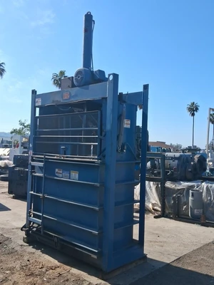 Kilkom #K1-9, Baling Press/Trash Compactor