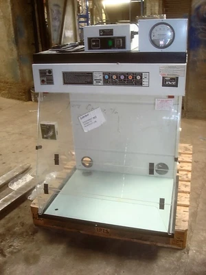 600L Capair Laminar Flow Cabinet model 804