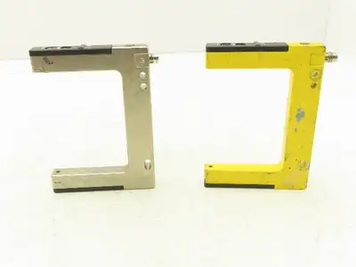 Banner SLM80P6Q Fork Slot Proximity Sensor Fixed-Distance 80mm Width  Lot of 2