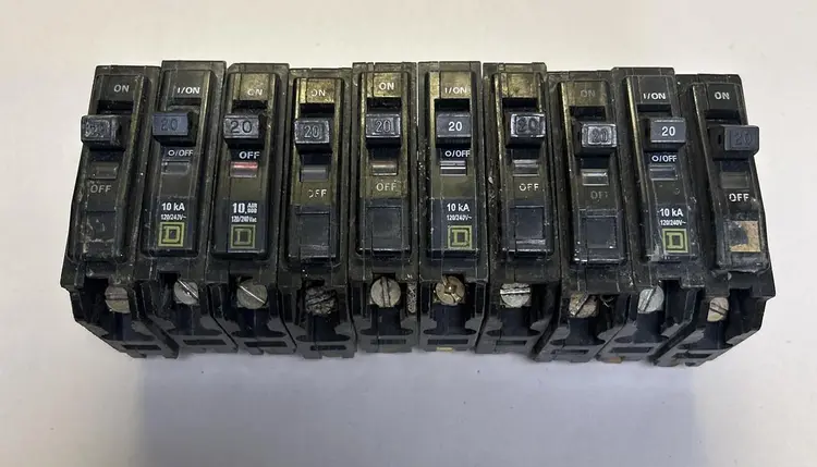 Used SQUARE D QO120 Switchgears Ohio US | Surplus Asset Holdings #1185407