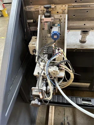 Used PILLAR MACHINE H49-7 Throughfeed boring and boring/dowel-inserting machines California US | MachineryMax #1320492
