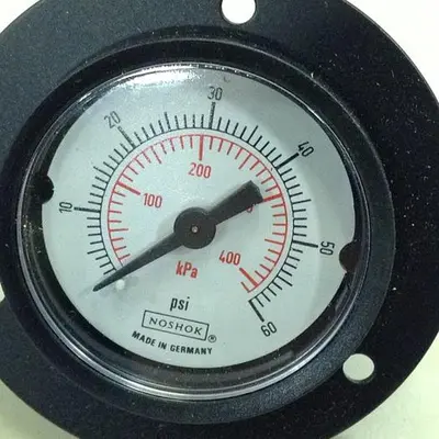 NEW NOSHOK 15.110.60PSI/KPA