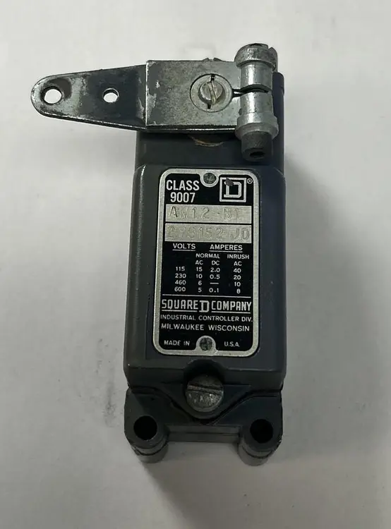 Used SQUARE D 9007AW12 Relays & Switches Ohio US | Surplus Asset Holdings #1553668