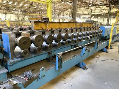 USED CBM SANDWICH PANEL LINE / MANNI & CANNON